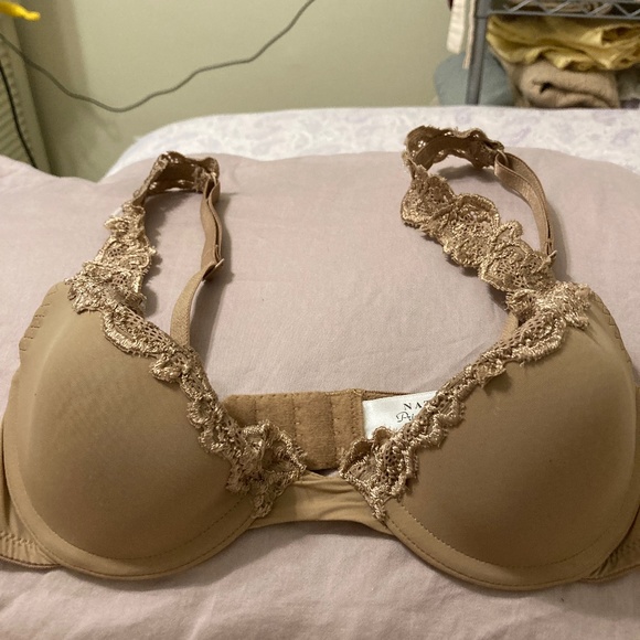 New without tags, natori private luxuries 32 a lined Demi bra - Picture 1 of 5